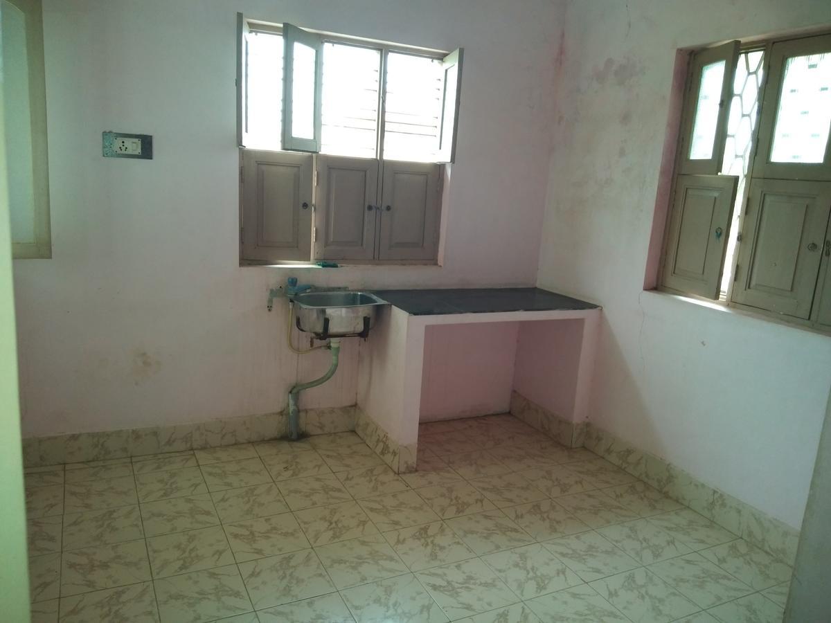 Anbu Ramana Guest House Tiruvannāmalai Exteriör bild