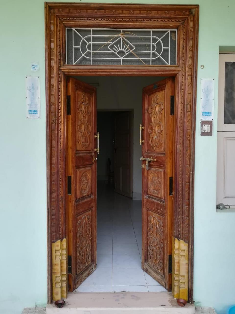 Anbu Ramana Guest House Tiruvannāmalai Exteriör bild