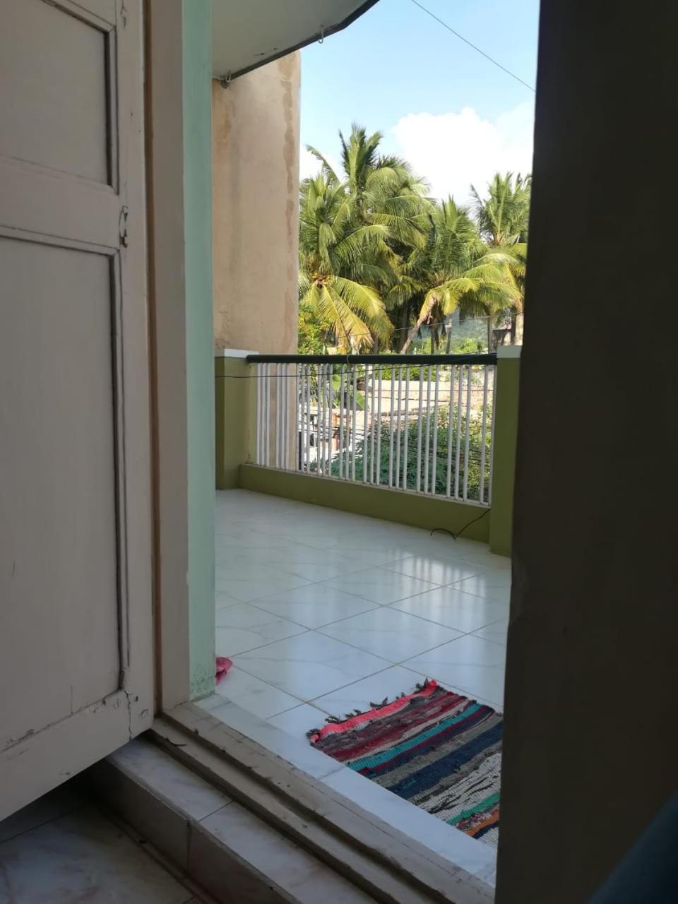 Anbu Ramana Guest House Tiruvannāmalai Exteriör bild