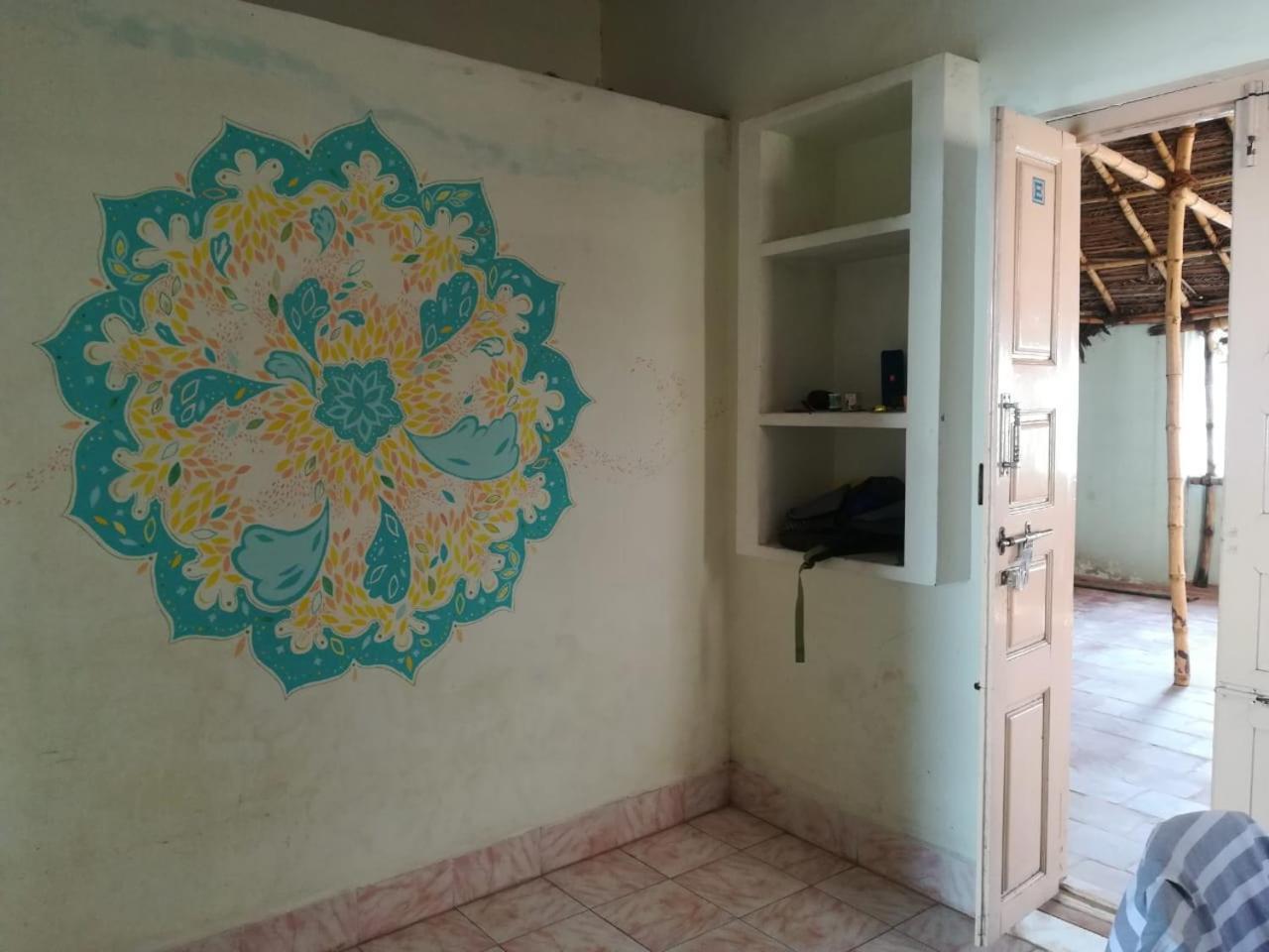Anbu Ramana Guest House Tiruvannāmalai Exteriör bild